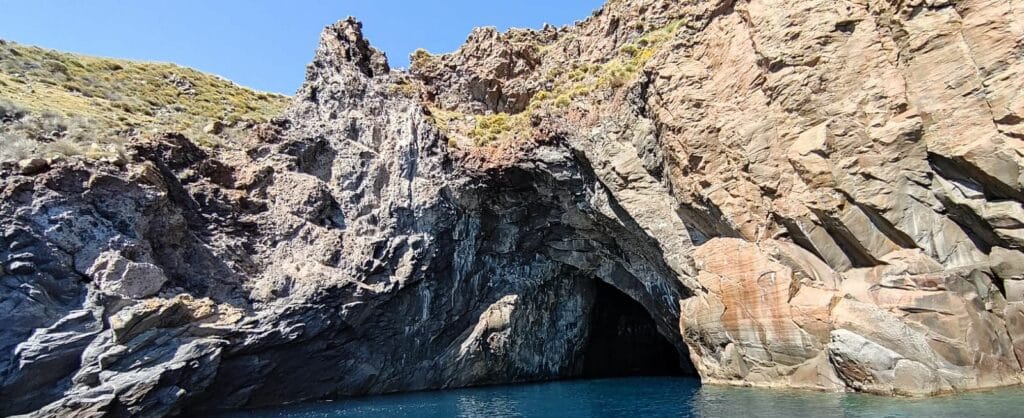 Liparische Inseln Pferdegrotte