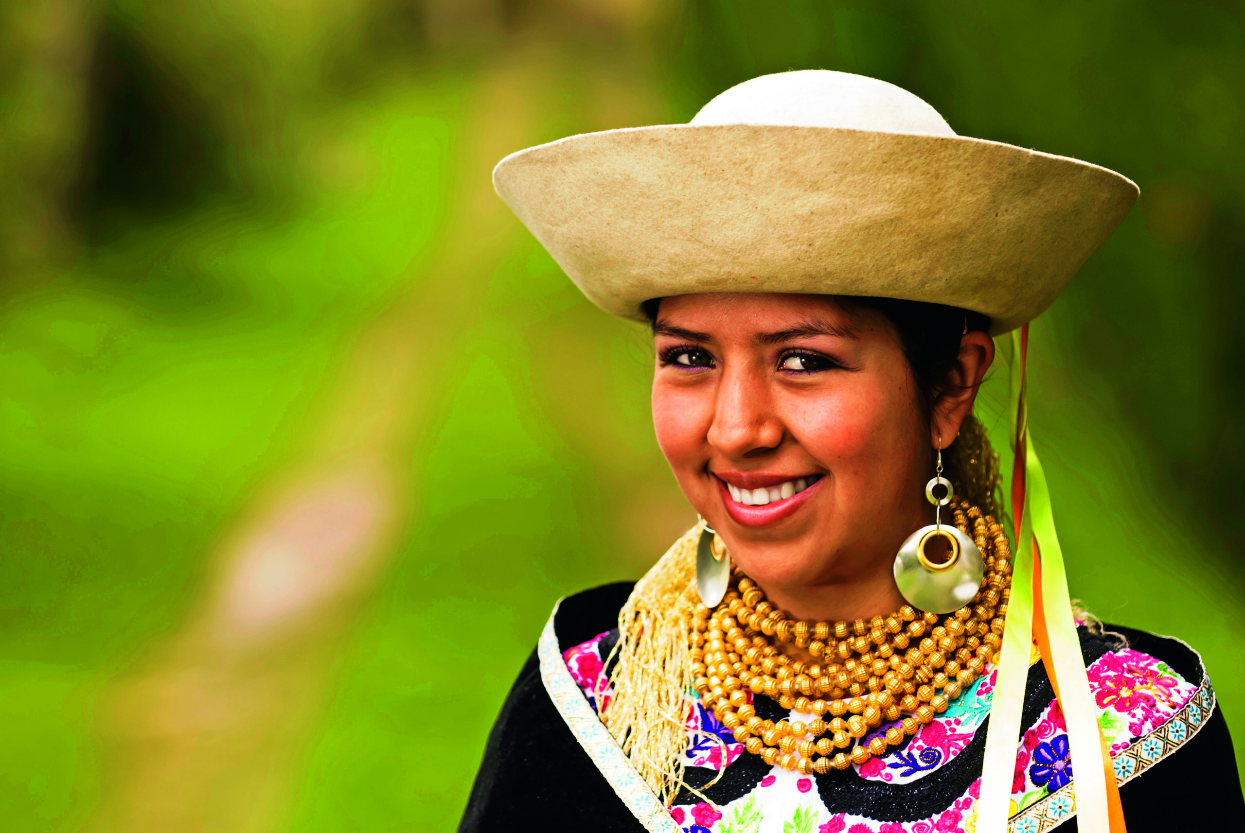 Ecuador Frau | Vögele Reisen