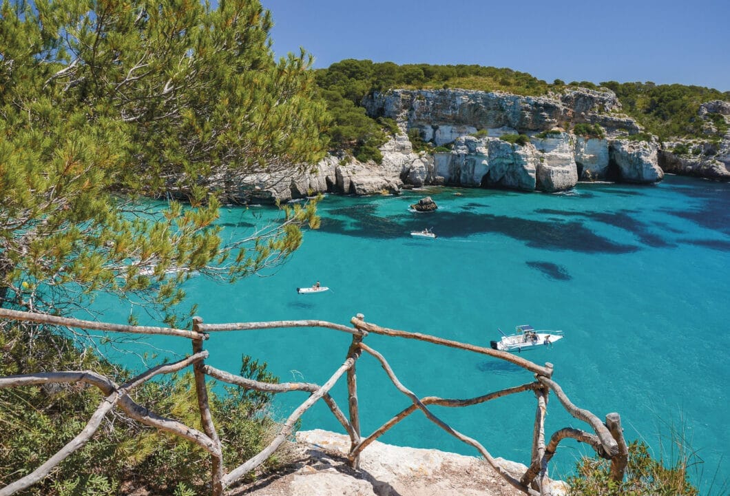 Menorca: kleine Balearenschönheit mit grossartiger Geschichte